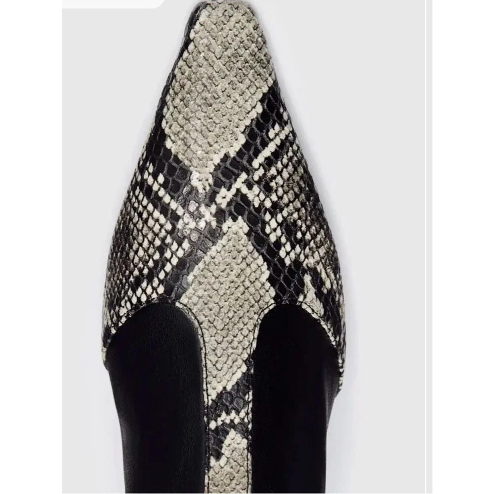 Reformation Robbie Ankle Boot Snake Stretch Size 8